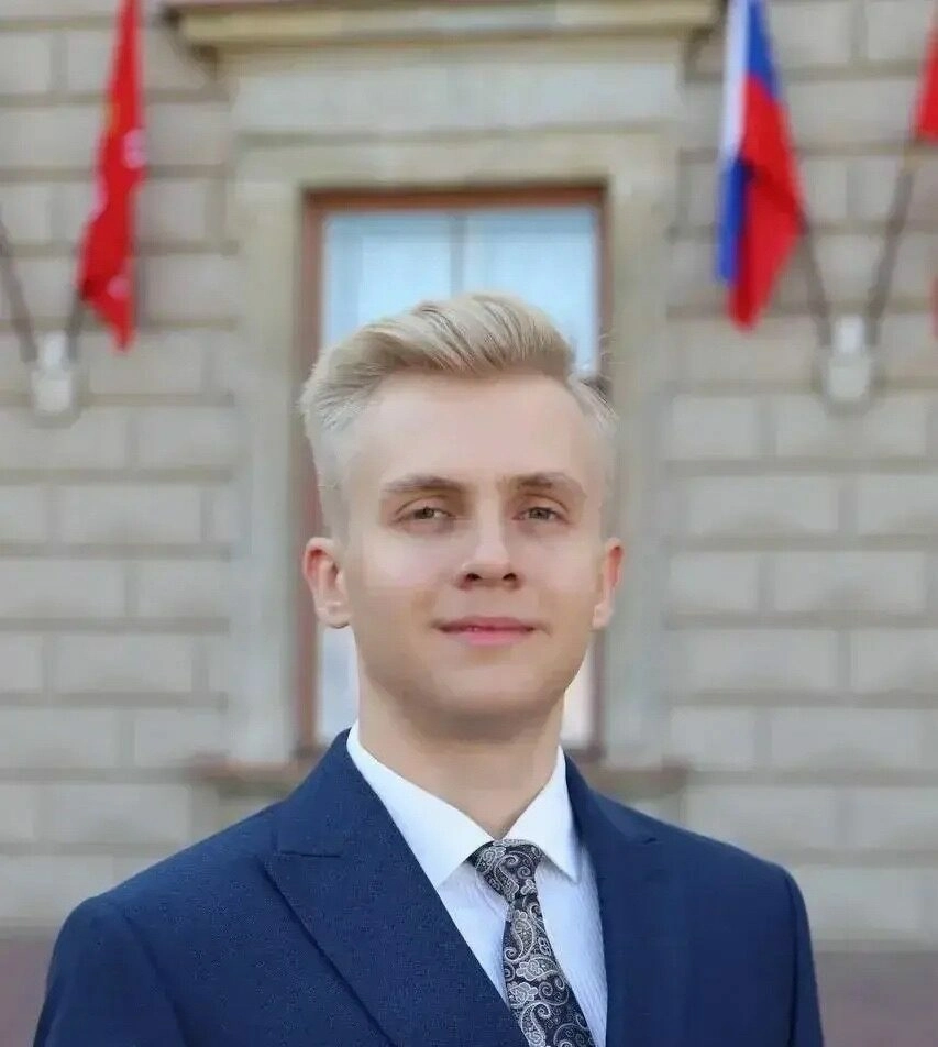 Максим Харин: государственные символы сохраняют значимость, когда становятся частью живого общественного опыта - tvspb.ru