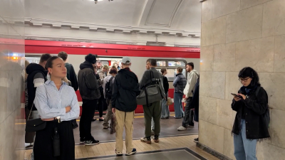 В петербургском метро начали восстанавливать штатное движение поездов на первой линии