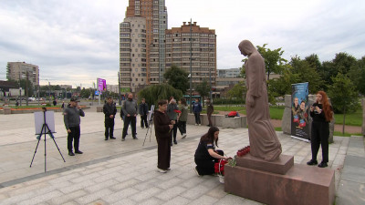 В Петербурге прошла акция памяти волонтеров Народного фронта «Чапая» и «Тюри»