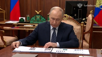 Поезда для ВСМ, самолеты и роботы: что обсудил Владимир Путин с Антоном Алихановым