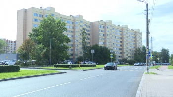 На Дубковском шоссе в Курортном районе обновили дорожное покрытие