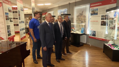 Кировский район представил свои достижения в Библиотечно-культурном комплексе имени Молчанова