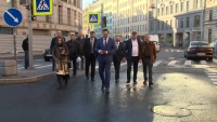Дорогу у аварийного дома на Большой Зелениной открыли для автомобилей