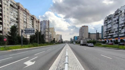 В Невском районе отремонтировали улицу Латышских стрелков и проспект Пятилеток
