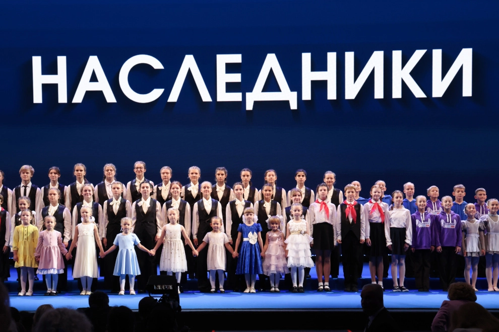 Александр Беглов: За пять лет число стобалльников на ЕГЭ по математике в Петербурге выросло втрое - tvspb.ru
