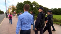 В центре Петербурга прошёл рейд по нелегальной уличной торговле среди несовершеннолетних