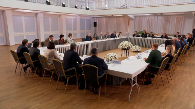 Владимир Путин: Необходимо стимулировать желание людей жить и работать в родном регионе