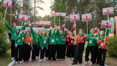 262 школьника из Мариуполя прибыли на вокзал Зеленогорска