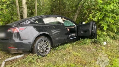 Два человека погибли в ДТП с «Теслой» и «Ниссаном» во Всеволожске
