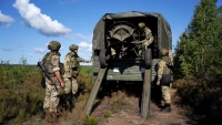 Громко и точно: под Петербургом прошли учения артиллеристов Росгвардии с применением БПЛА