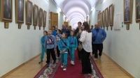 В Петербурге наградили юных спортсменов из Донецка: им показали интерьеры Смольного и подарили смартфоны