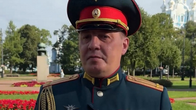 Участник программы «Время героев Санкт-Петербурга» Евгений Зяблицев поздравил учеников гимназии № 157 с Днём знаний