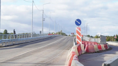 Один из крупнейших мостов Ленобласти открыли для движения после ремонта