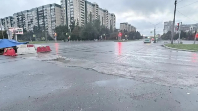 На улицах Парашютной и Матросова воду полностью отвели в канализацию