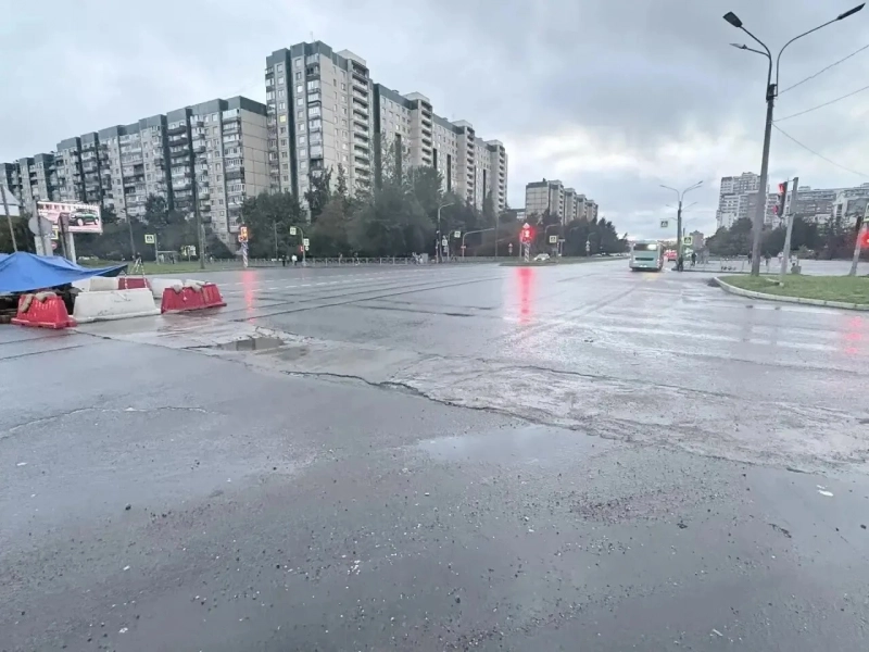 На улицах Парашютной и Матросова воду полностью отвели в канализацию