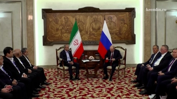 Владимир Путин встретился с президентом Ирана Масудом Пезешкианом на полях саммита ШОС