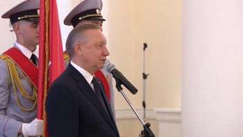 Здоровье горожан, награды выдающимся петербуржцам, памятник Кириллу Лаврову – главные пункты рабочей недели Александра Беглова