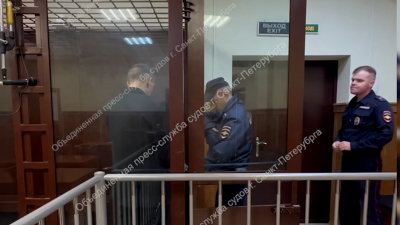 Пять ударов ножом и морозилка — петербуржца, подозреваемого в убийстве матери, отправили в СИЗО