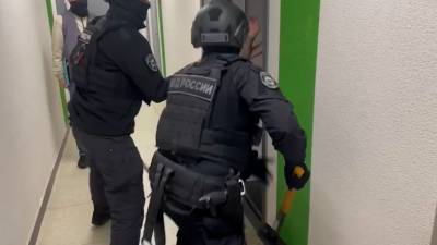 В Ленобласти задержали менеджера салона связи, оформлявшего на клиентов SIM-карты без их ведома