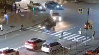 В Красном Селе автомобиль сбил двух человек на электросамокате