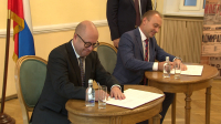 Театры Мариуполя и Петербурга подписали соглашение о сотрудничестве