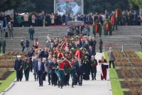 В День 85-й годовщины начала блокады мосты Петербурга окрасятся в цвета ленты Ленинградской Победы, а здания украсят световые проекции