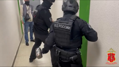 В Петербурге задержали сотрудника салона связи за тайное оформление SIM-карт