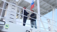 60 тонн филе и 250 тонн рыбной муки в сутки – на рыболовном траулере «Механик Щербаков» подняли флаг