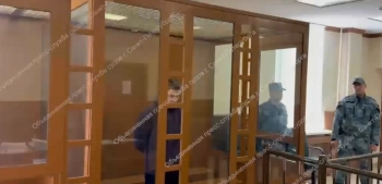 Суд арестовал парня, устроившего кровавую расправу в Колпино, один человек погиб, второй – тяжело ранен