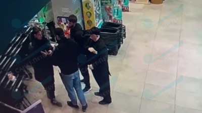 Перед судом в Петербурге предстанут двое охранников, обвиняемых в убийстве посетителя торгового центра
