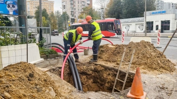 Обновление наружного освещения началось на Сердобольской улице