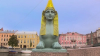 «Испепелит сразу»: в Музее городской скульптуры призвали не трогать руками сфинксов, вернувшихся на Египетский мост