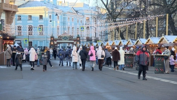 Рождественская ярмарка в Петербурге откроется 12 декабря и проработает все новогодние праздники