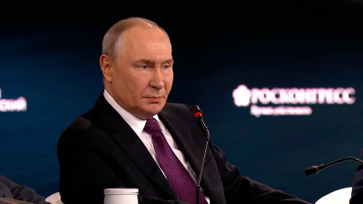 Александр Беглов поздравил президента РФ Владимира Путина с днем рождения