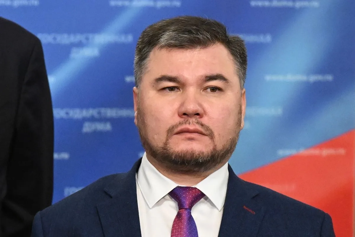 Владимир Сайбель: «Единая Россия» добьётся решения проблемы со списанием долгов участников СВО - tvspb.ru