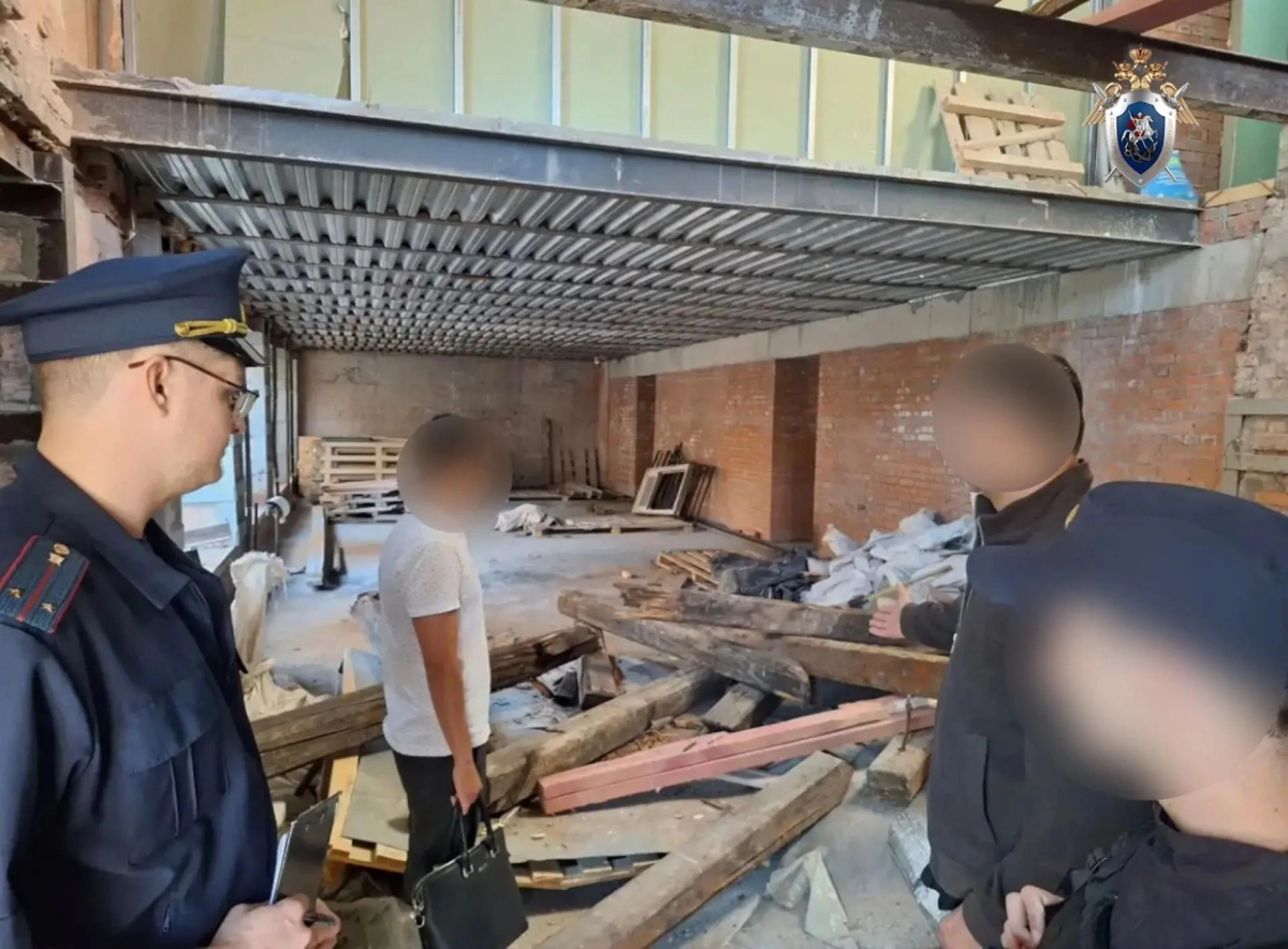 Дело о падении рабочего с высоты пятого этажа на Большой Зелениной ушло в суд - tvspb.ru