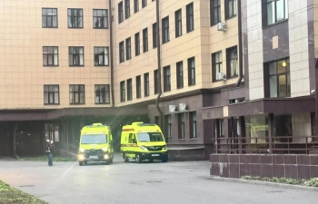 Редкая патология у одного из 6000: в Педиатрический университет доставили новорожденных двойняшек из Всеволожска