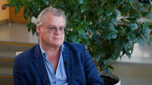 Утро со звездой. Алексей Титков, актёр Театра юного зрителя им. А. А. Брянцева, — о служении театру и о любимых местах в Санкт-Петербурге